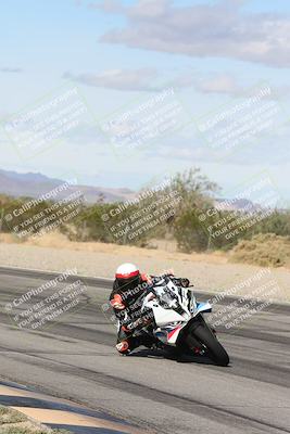 media/Nov-16-2025-Race Pace (Sun) [[8c5fa54630]]/Verified Riders/4-Turn 3 Inside (1050am)/